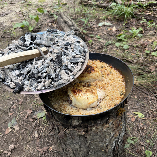 The 1920's Style Folding camp Skillet Deep 10" version with Lid