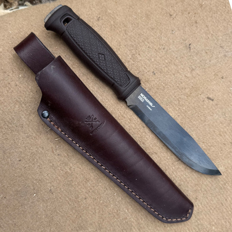 Garberg Grand - Carbon Steel

